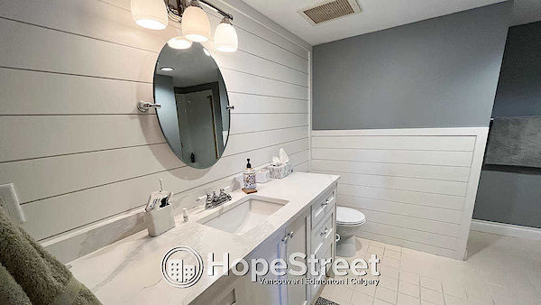 New Westminster 1 bedroom Condo Unit for rent. Property photo: 502016-2