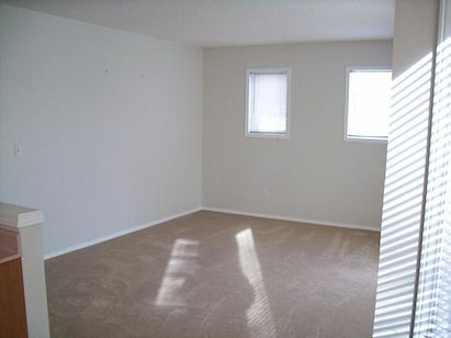 Okotoks 2 bedrooms Apartment for rent. Property photo: 50259-3