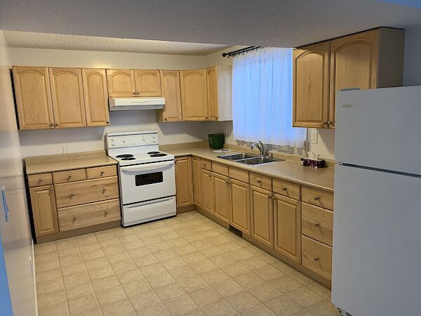 Edmonton 2 bedrooms Duplex for rent. Property photo: 502666-3