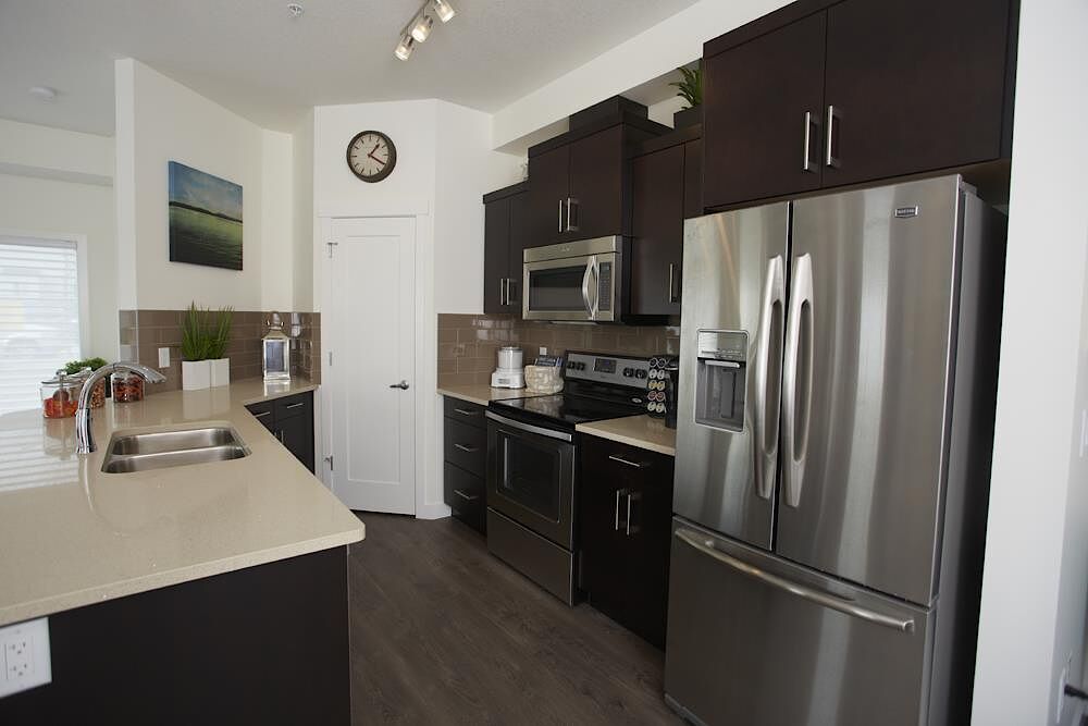 Edmonton 2 bedrooms Apartment for rent. Property photo: 508556-1