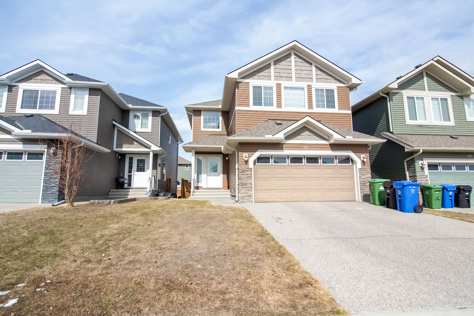 Calgary 3 bedrooms House for rent. Property photo: 508952-1
