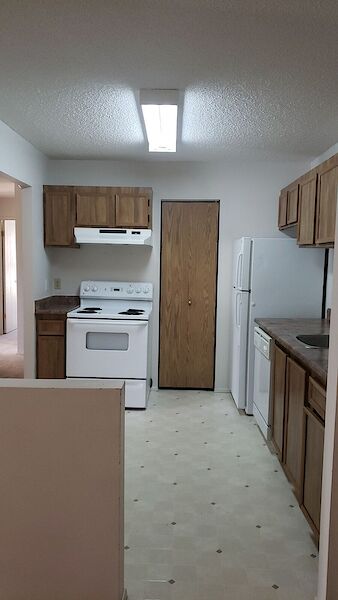 Edmonton 2 bedrooms House for rent. Property photo: 509098-3