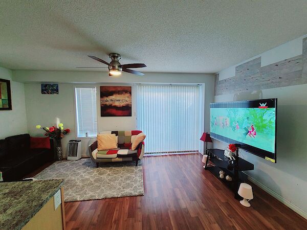 Edmonton 4 bedrooms Duplex for rent. Property photo: 512407-3