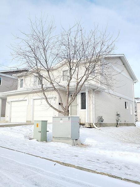 Edmonton 4 bedrooms Duplex for rent. Property photo: 512407-2