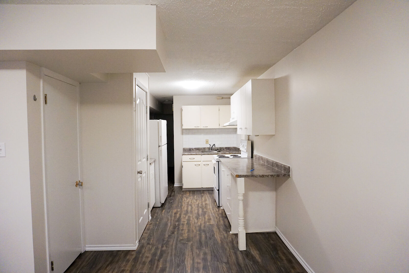 Edmonton 2 bedrooms Basement for rent. Property photo: 513327-1