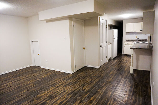 Edmonton 2 bedrooms Basement for rent. Property photo: 513327-2