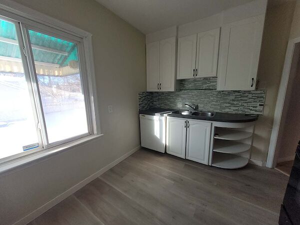 Edmonton 3 bedrooms House for rent. Property photo: 514348-2