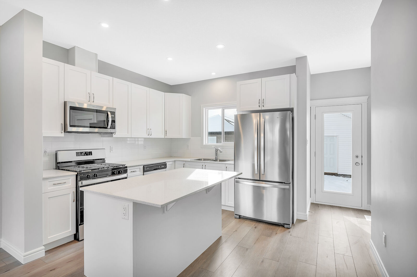 Edmonton 3 bedrooms Duplex for rent. Property photo: 515192-1