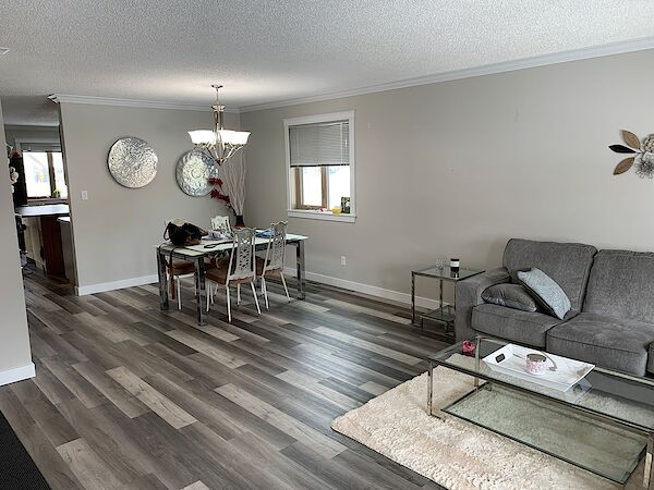 Saskatoon 3 bedrooms Townhouse for rent. Property photo: 515338-3