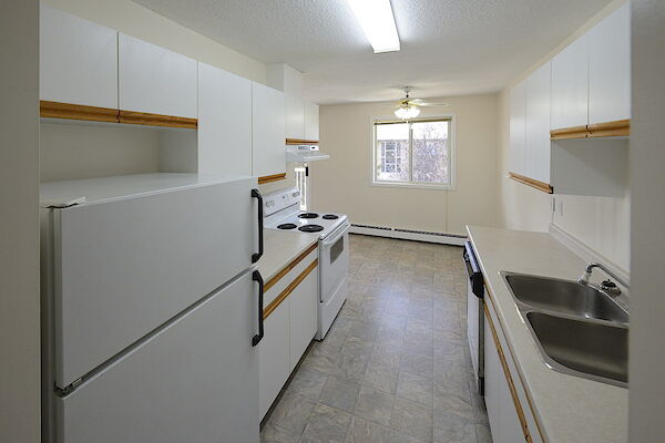 Fort Saskatchewan 2 bedrooms Apartment for rent. Property photo: 515408-2