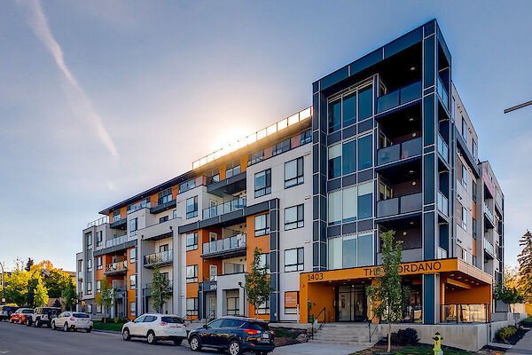 Calgary Pet Friendly Apartment For Rent Shaganappi The Giordano   Slide 8612749.v.23d8c20a795a28b7847447a220e620e1 