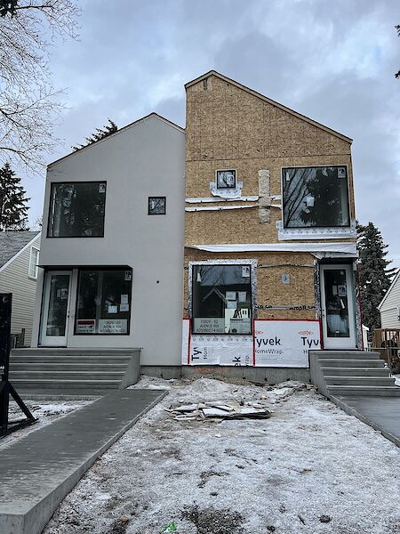 Exterior Edmonton 3 bedrooms Duplex for rent. Property photo: 515562-2