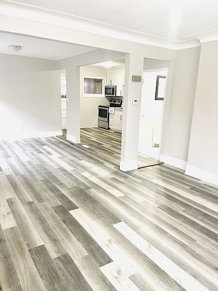 Windsor 2 bedrooms Duplex for rent. Property photo: 516092-3