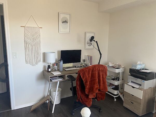 Calgary 2 bedrooms Room For Rent for rent. Property photo: 516134-2