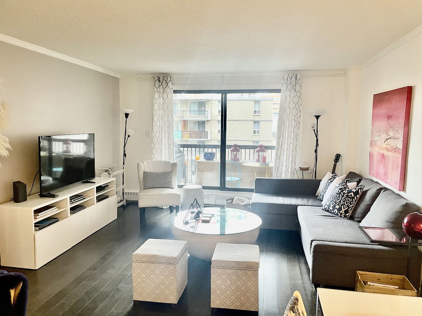 Calgary 1 bedroom Apartment for rent. Property photo: 516458-1