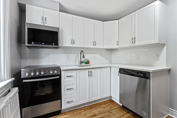 Ottawa 4 bedrooms Apartment for rent. Property photo: 516532-2