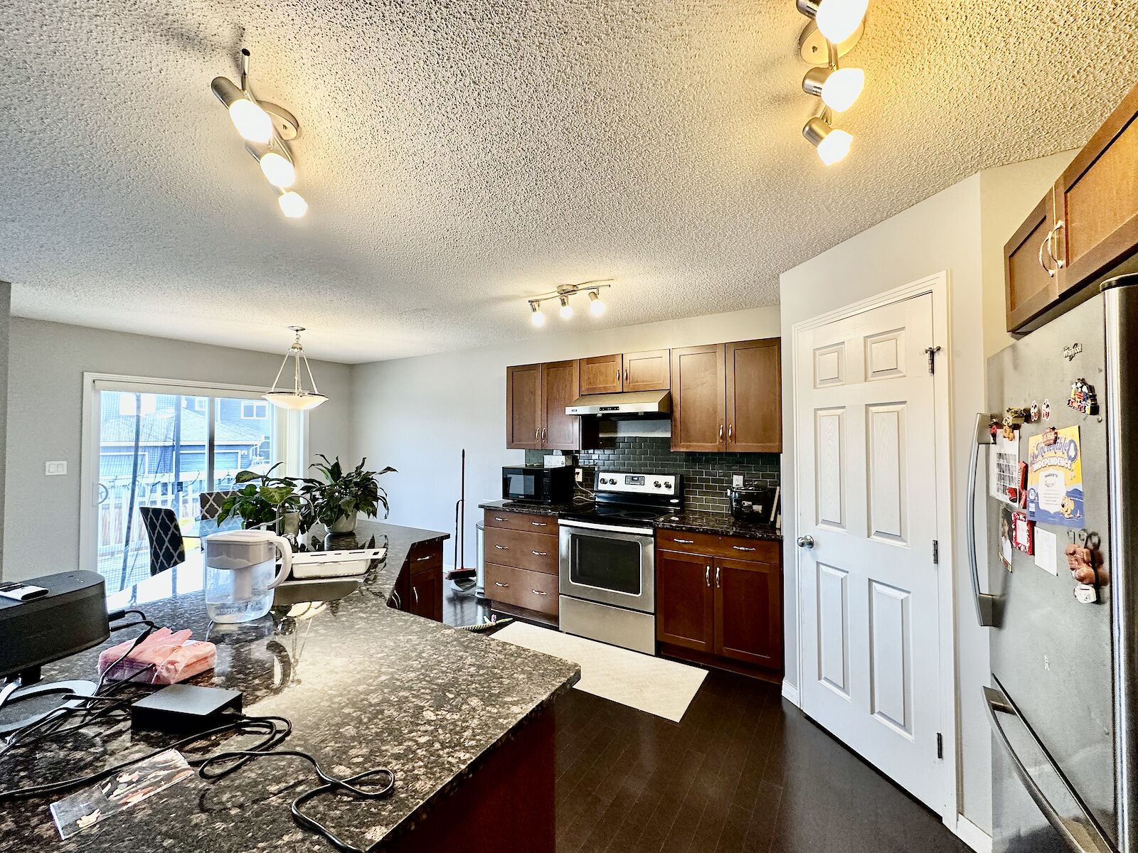 Edmonton 3 bedrooms Duplex for rent. Property photo: 516555-1