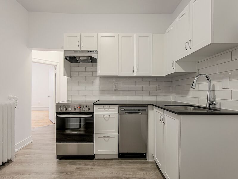 Toronto 2 bedrooms Apartment for rent. Property photo: 516575-1