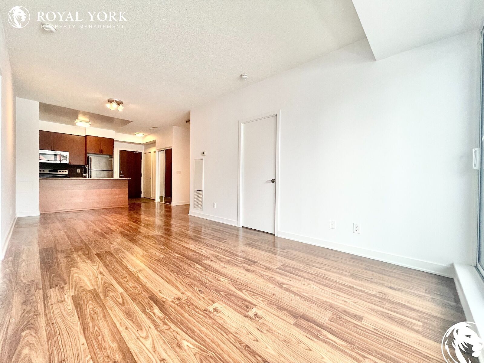 Toronto 2 bedrooms Apartment for rent. Property photo: 517253-1