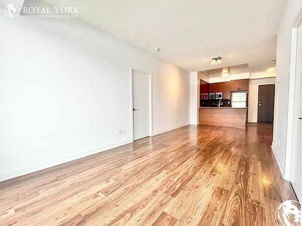 Toronto 2 bedrooms Apartment for rent. Property photo: 517253-2