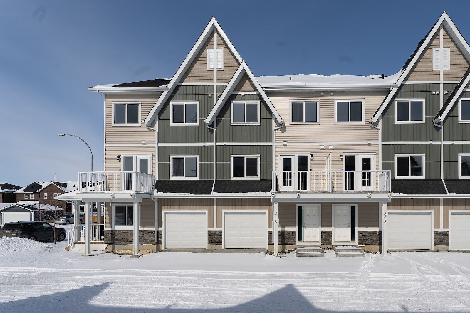 Calgary 2 bedrooms Townhouse for rent. Property photo: 517500-1