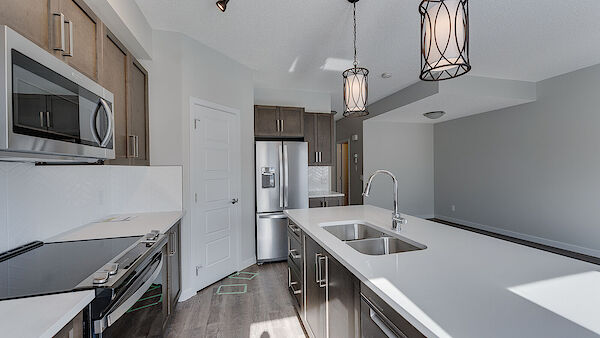 Calgary 2 bedrooms Townhouse for rent. Property photo: 517500-2