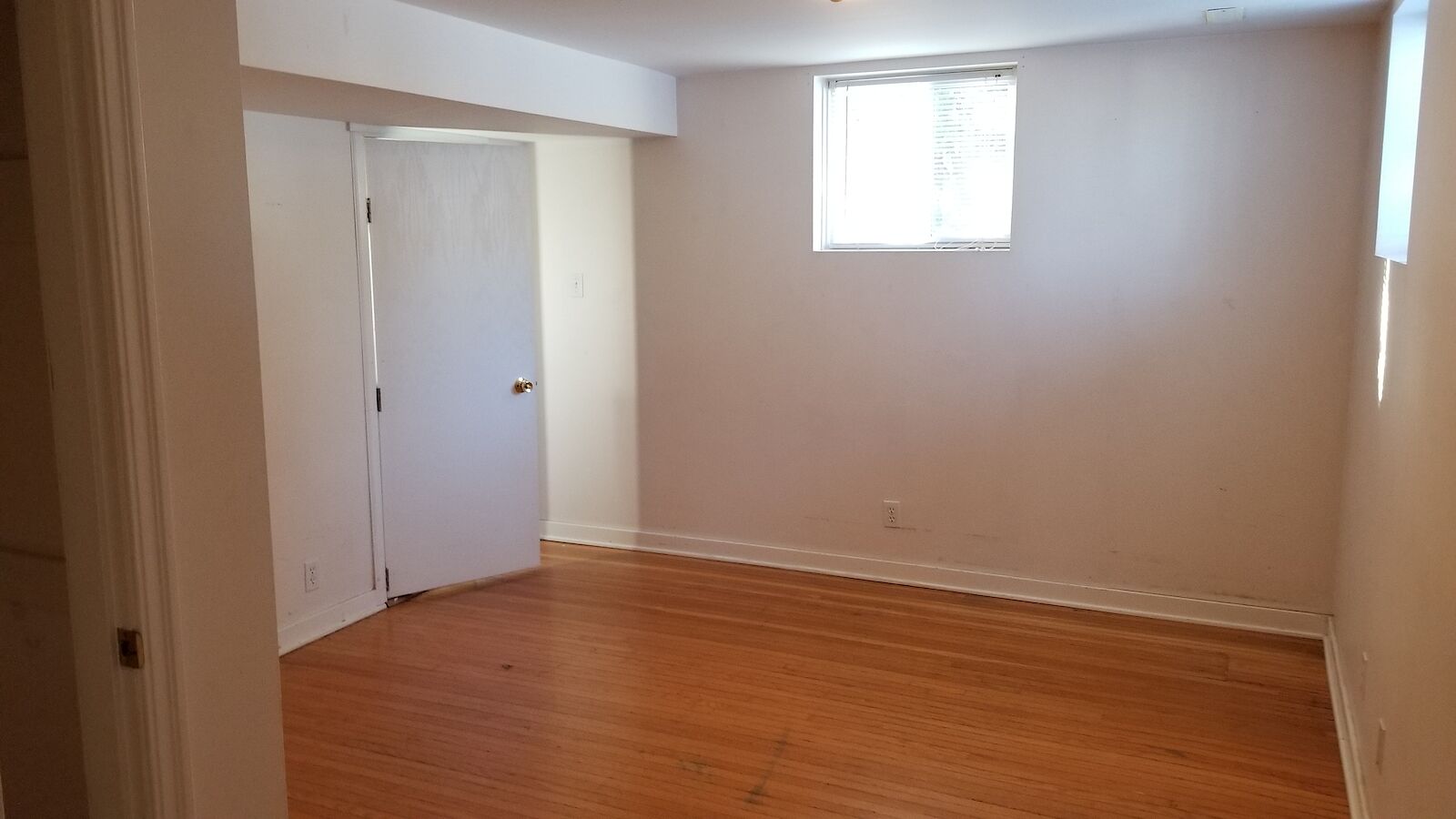 Edmonton 1 bedroom Basement for rent. Property photo: 517624-1