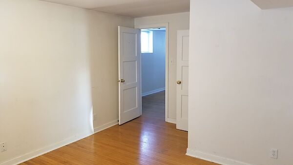 Edmonton 1 bedroom Basement for rent. Property photo: 517624-2