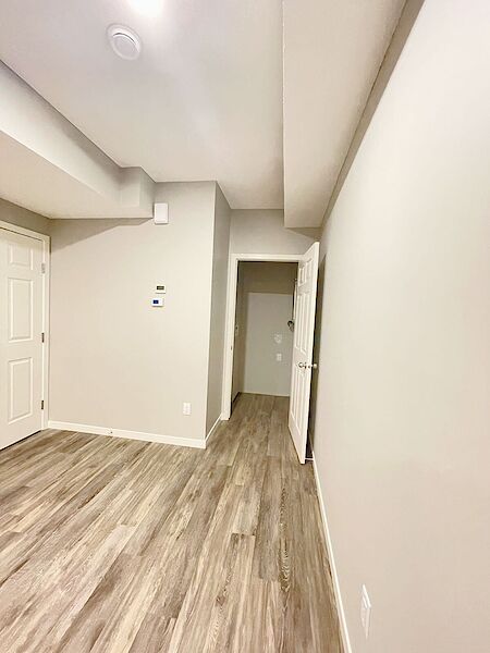 Edmonton 1 bedroom Basement for rent. Property photo: 517821-2