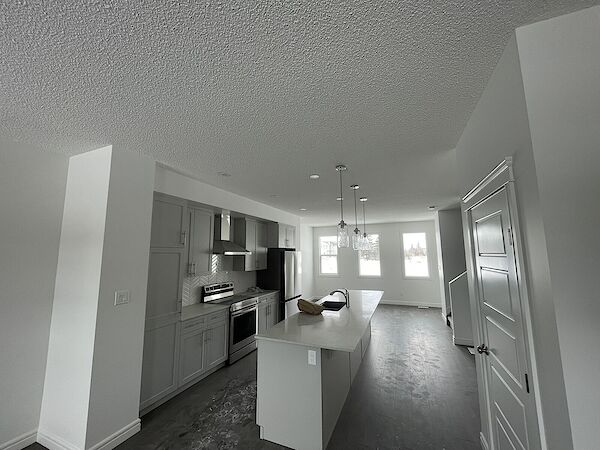Edmonton 3 bedrooms Main Floor for rent. Property photo: 517966-2