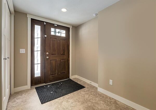 Calgary 2 bedrooms Townhouse for rent. Property photo: 518049-2