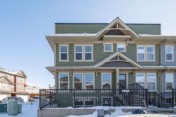 Calgary 3 bedrooms Townhouse for rent. Property photo: 518139-2