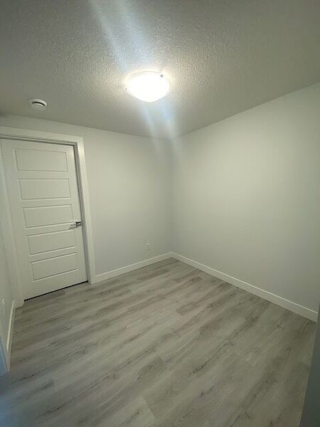Edmonton 1 bedroom Basement for rent. Property photo: 518166-3