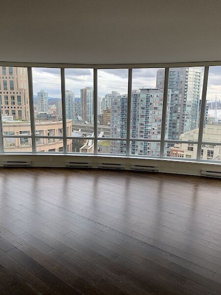 Vancouver 2 + Den bedrooms Apartment for rent. Property photo: 518349-2