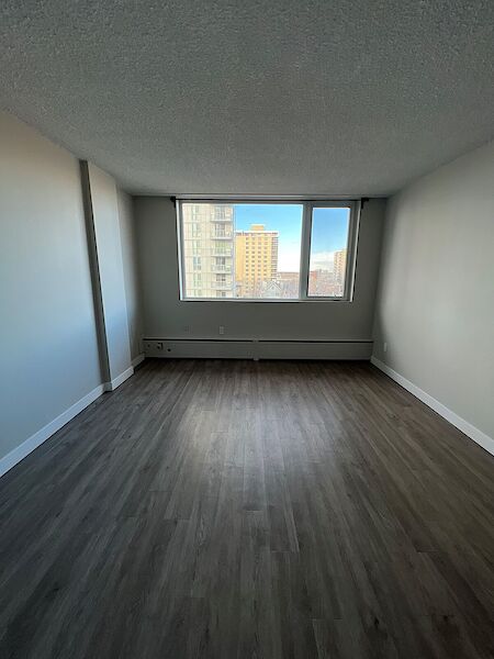Edmonton bachelor bedrooms Apartment for rent. Property photo: 518539-2