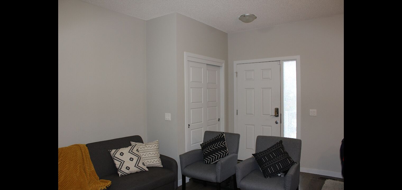 Calgary 2 bedrooms Townhouse for rent. Property photo: 518753-1