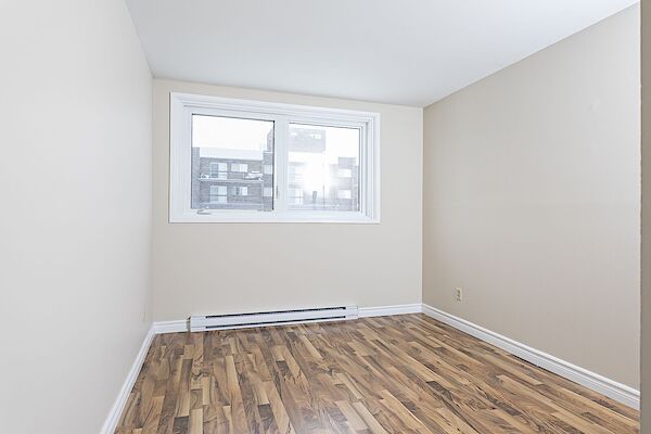 Sherbrooke 3 bedrooms Apartment for rent. Property photo: 518808-3