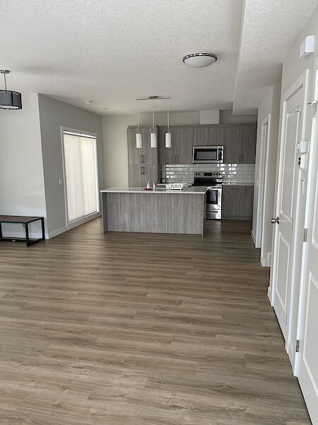 Airdrie 3 bedrooms Townhouse for rent. Property photo: 518898-2