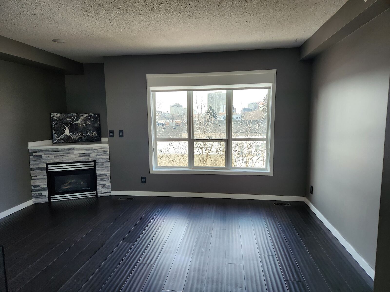 Edmonton 2 bedrooms Condo Unit for rent. Property photo: 518954-1
