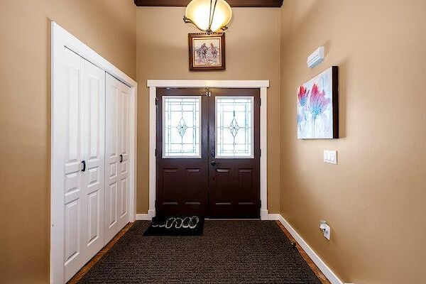 Calgary 4 bedrooms House for rent. Property photo: 519209-2