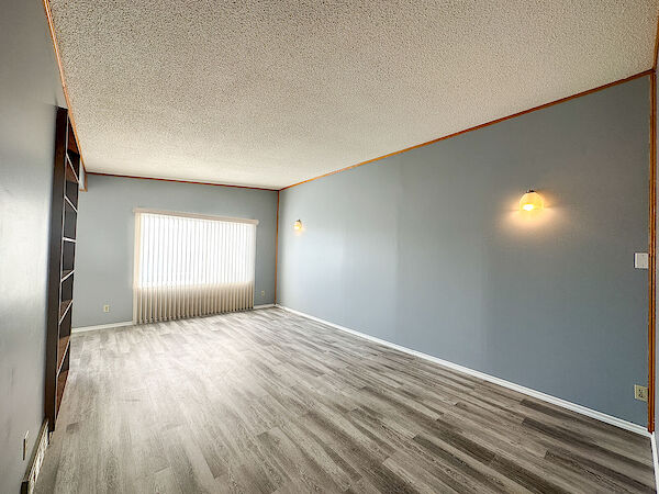 Calgary 4 bedrooms Duplex for rent. Property photo: 519279-3