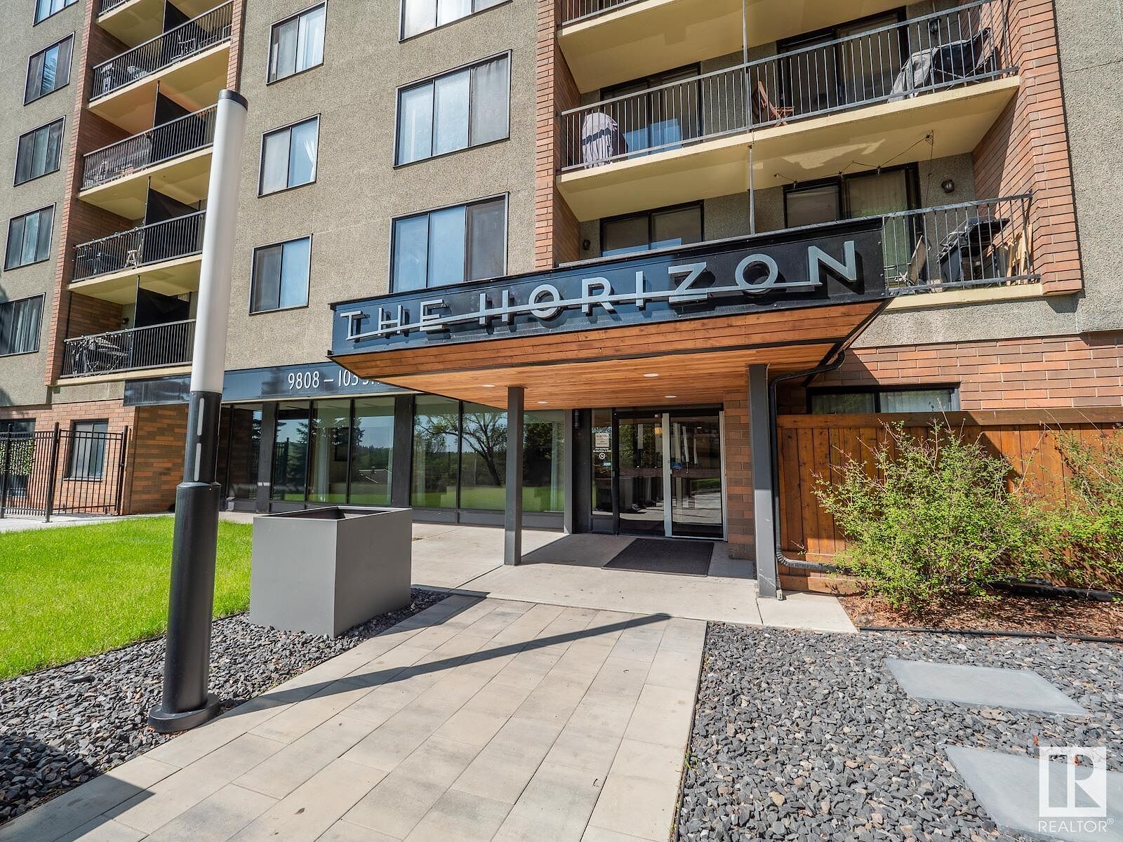 Edmonton 2 bedrooms Apartment for rent. Property photo: 519839-1