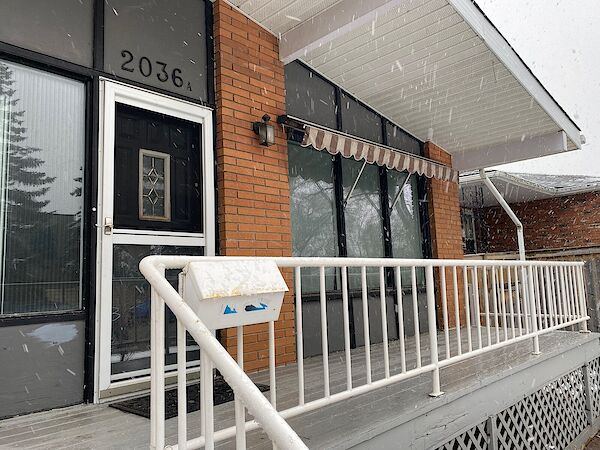 Calgary 3 bedrooms Duplex for rent. Property photo: 520099-2