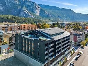 Squamish 2 bedrooms Apartment for rent. Property photo: 523910-2