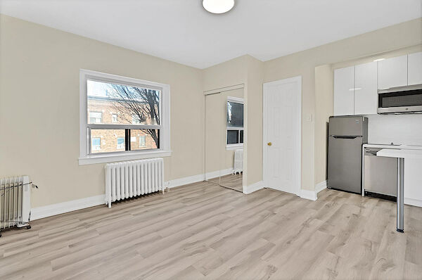Toronto 1 bedroom Apartment for rent. Property photo: 523932-3