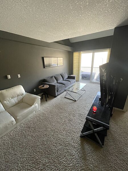 Cochrane 2 + Den bedrooms Loft for rent. Property photo: 524093-2