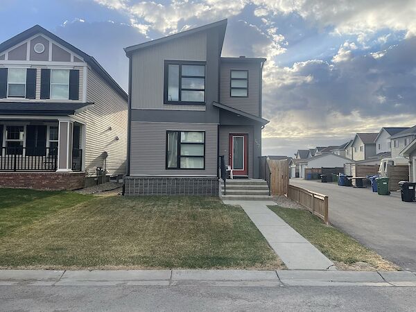 Calgary 3 bedrooms House for rent. Property photo: 524173-2