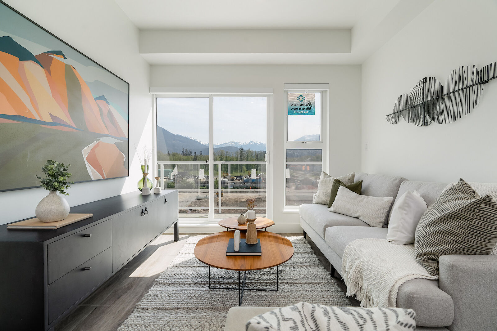Squamish Pet Friendly Apartment For Rent | Venture Apartments in Squamish