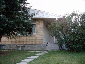 Calgary 4 + Den bedrooms Duplex for rent. Property photo: 52539-1