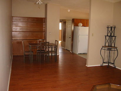 Calgary 4 + Den bedrooms Duplex for rent. Property photo: 52539-3